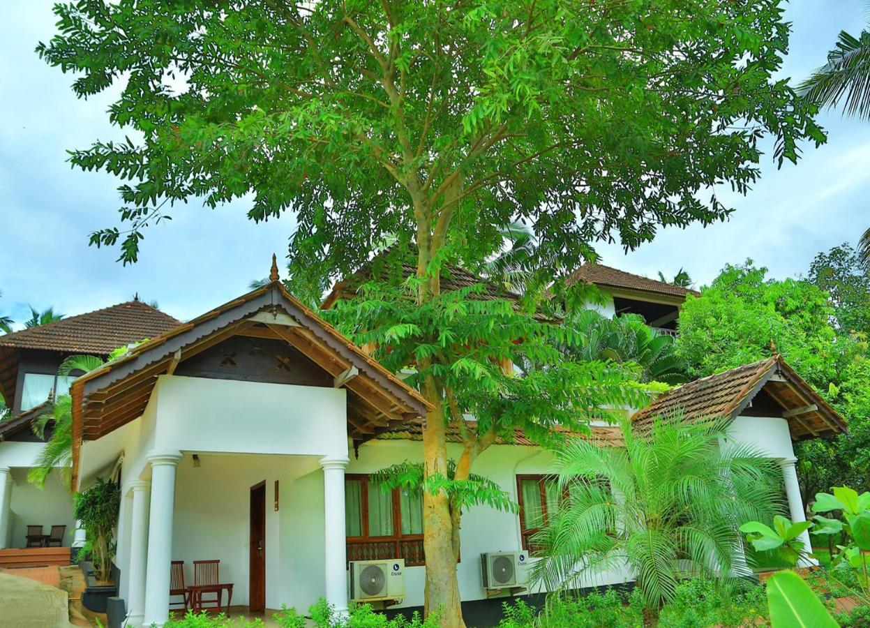 Estuary Sarovar Premiere Island