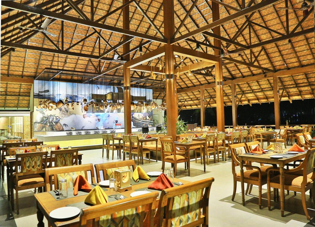 Estuary Sarovar Premiere Island 5* Poovar