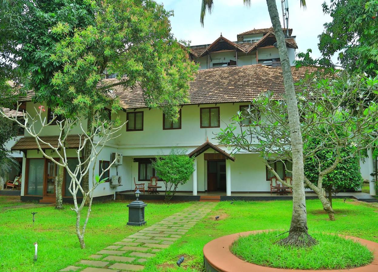 Estuary Sarovar Premiere Island Poovar