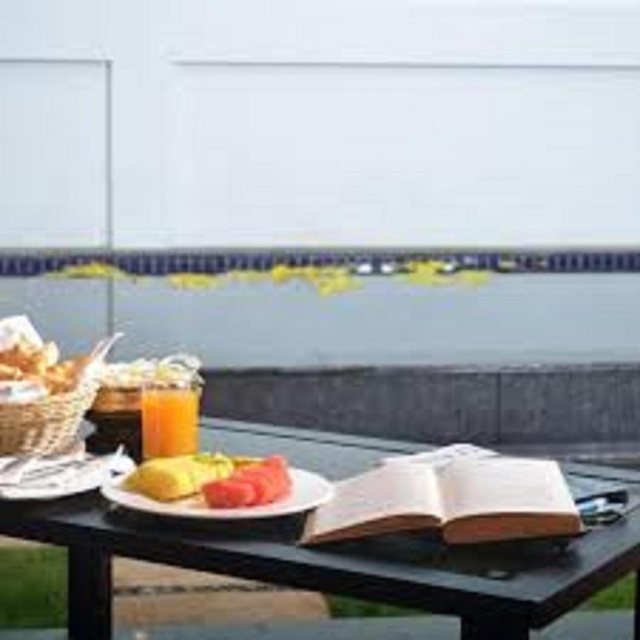 Estuary Sarovar Premiere Island 5* Poovar